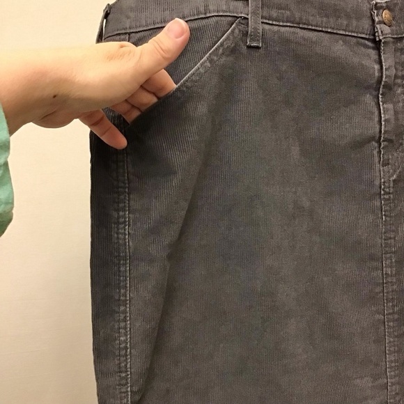 Levi’s 20W Corduroy Y2K Vintage Maxi Skirt Gray Pockets Logo 43” Waist - Picture 5 of 14
